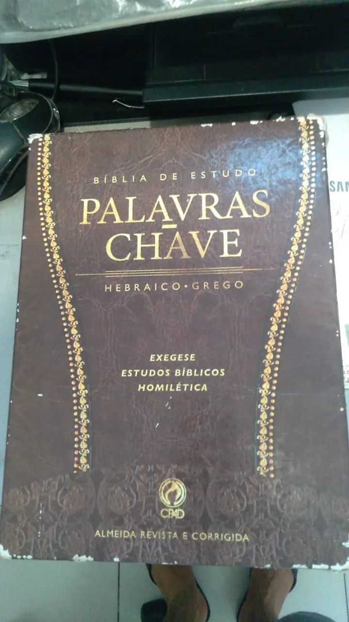 Bíblia de Estudo Palavra Chave, Grego Hebraico - Livros e revistas