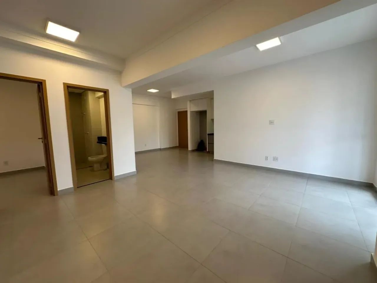 APARTAMENTO Á VENDA NO PRIZMA CARAMURU - 90,48m² - 2 DORMITÓRIOS SENDO UMA SUÍTE + SALA AM - Foto 7