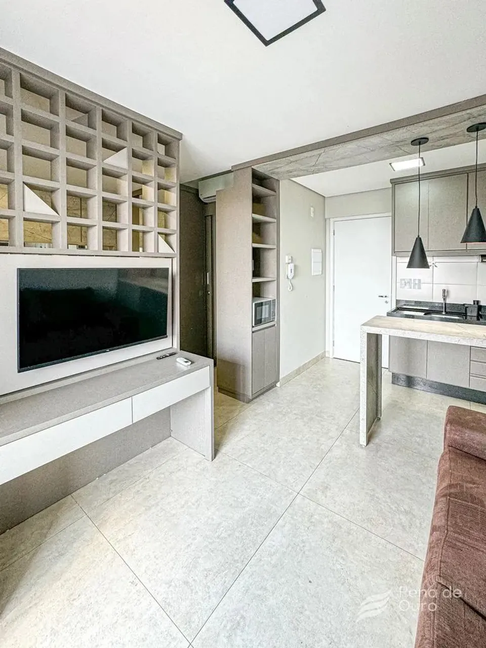 Studio mobiliado com lazer completo à venda próximo da Avenida Brasília