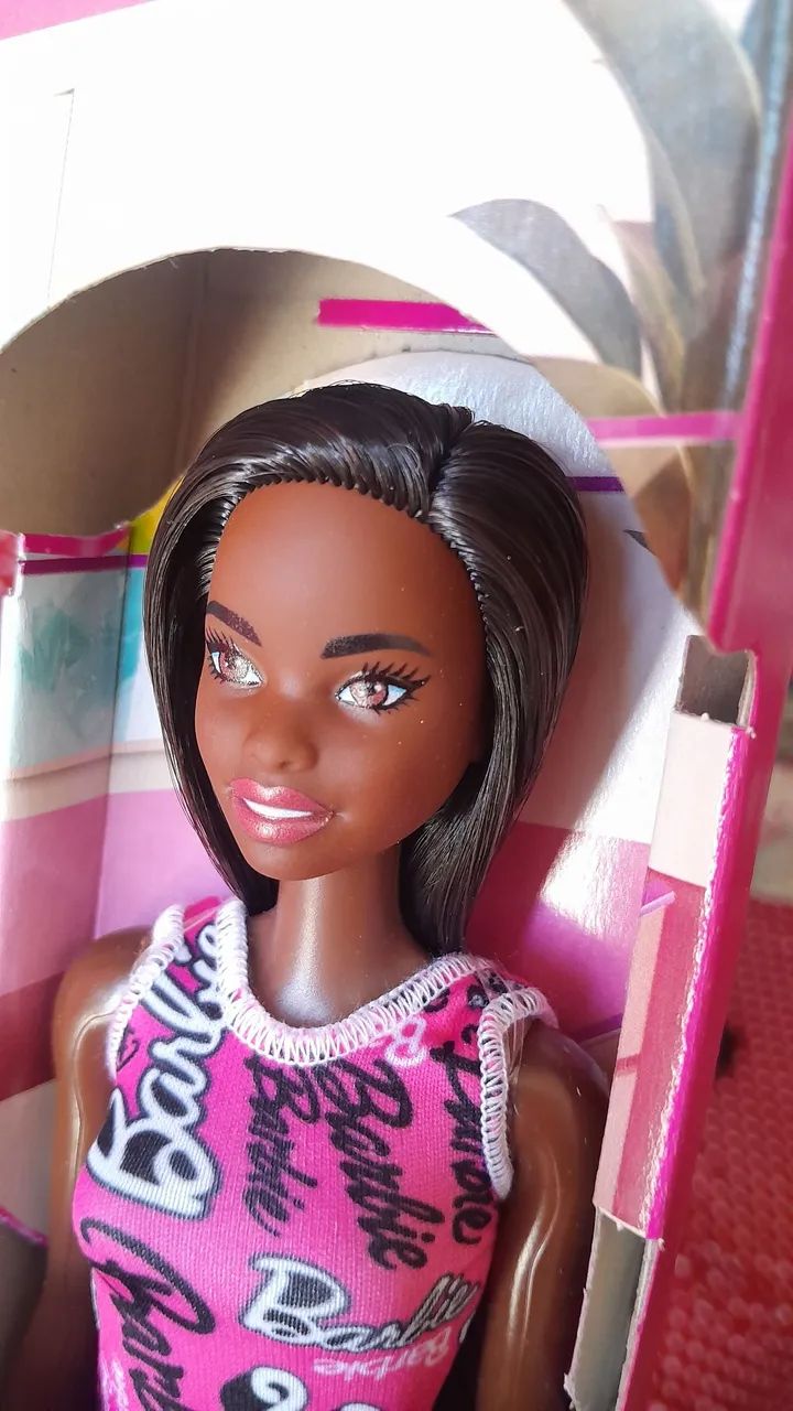 Barbie preta