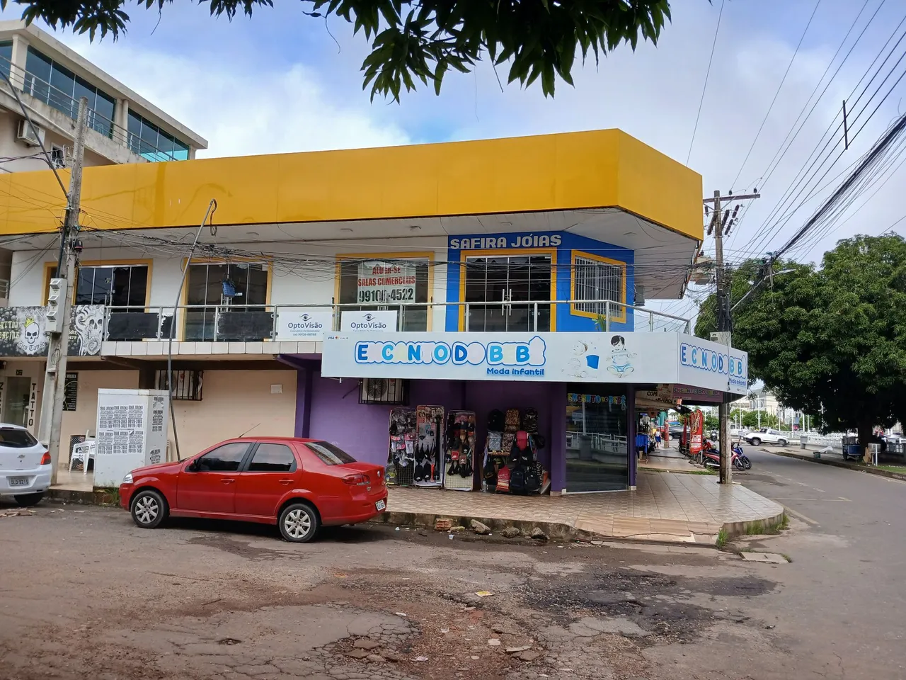 Alugo uma sala comercial