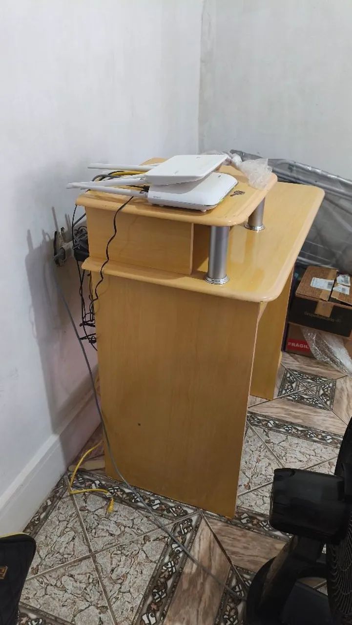 Mesa de computador435654471912663042