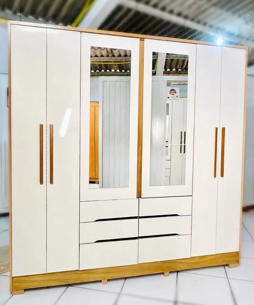 Guarda roupa San 2.22x2.16m