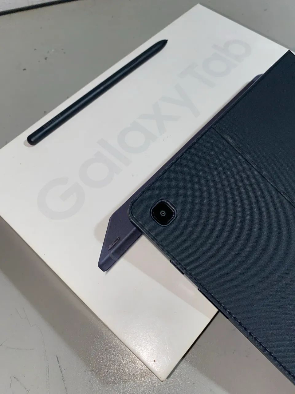 Vende se tablet samsung s6 lite 