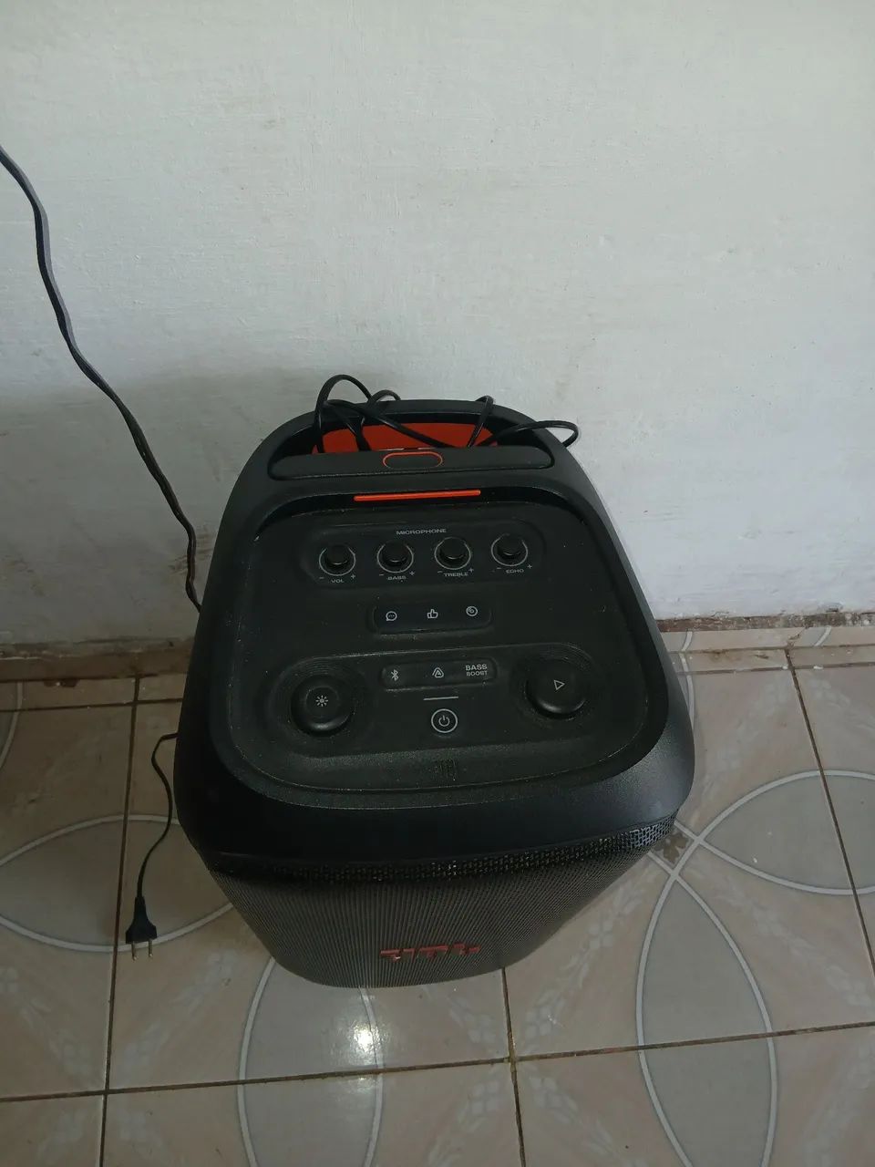 Vendo jbl party box 320 semi nova  - Foto 4