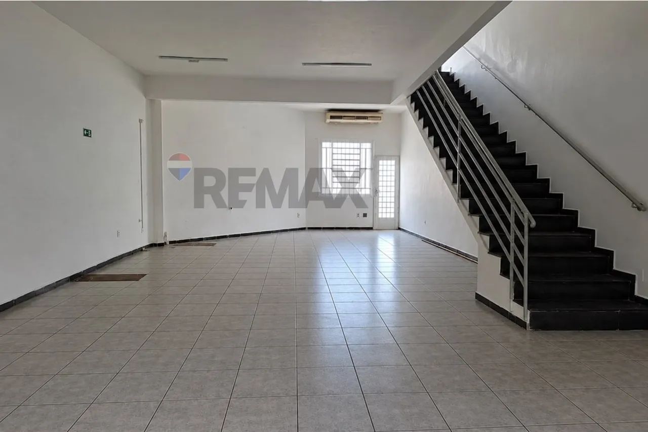Loja Comercial com Sobreloja para Locação | Centro, Juiz de Fora - Foto 2