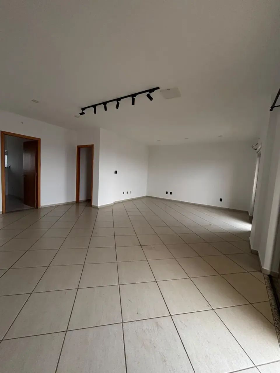 Imóvel para aluguel tem 143 metros quadrados com 3 quartos - Foto 5