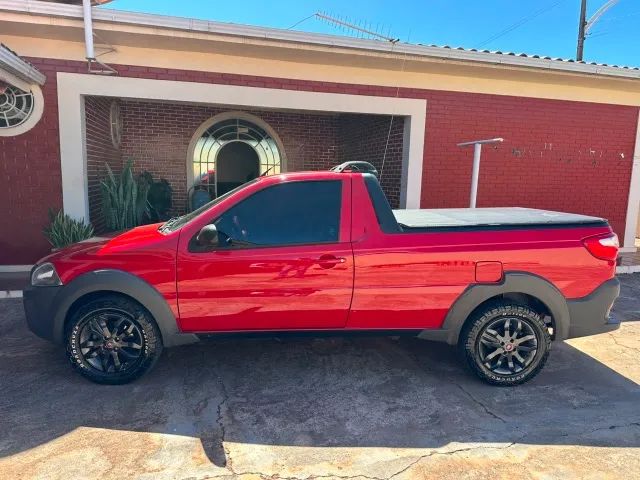 Fiat Strada Working Hard 1.4 Fire Flex 8V CS 2017 - Foto 4