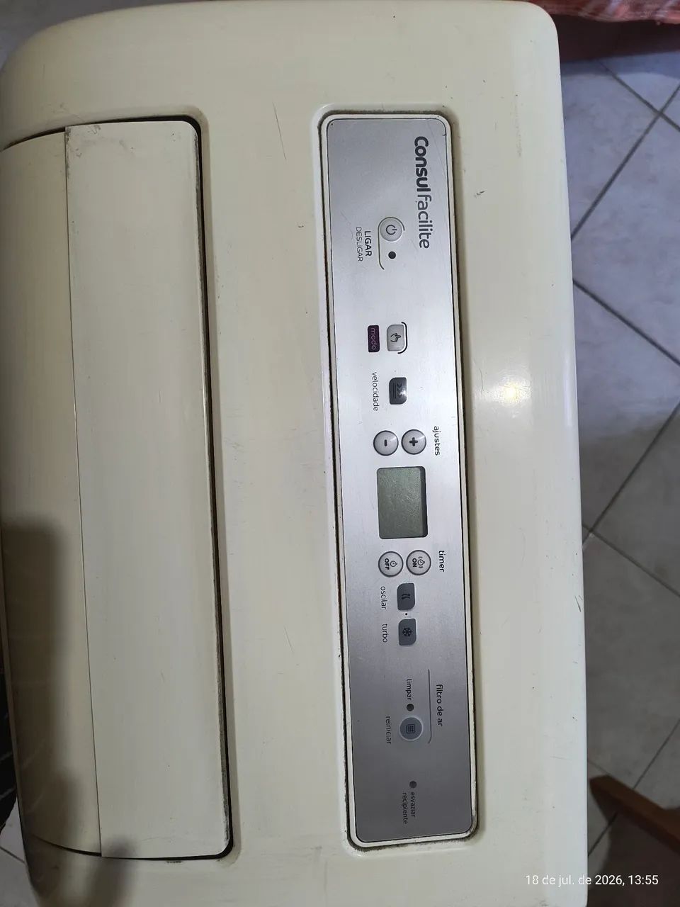 Ar condicionado portátil consul 12000btus em funcionamento  - Foto 3