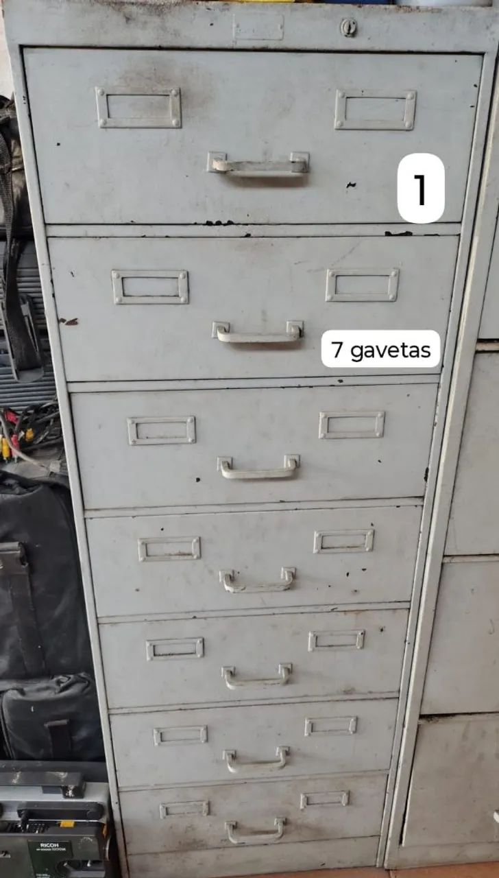Arquivos  com gavetas (no estado)