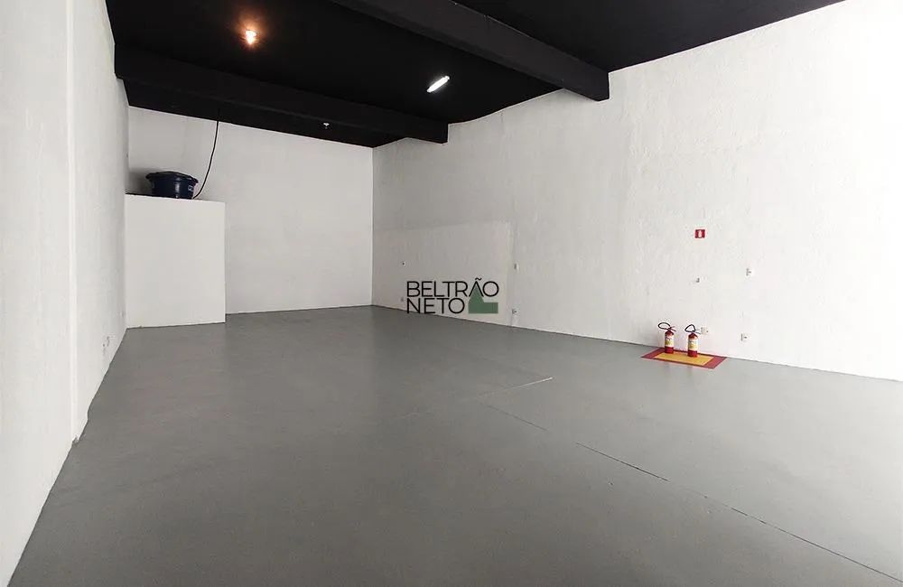Loja com 170m² à venda no Buritis.