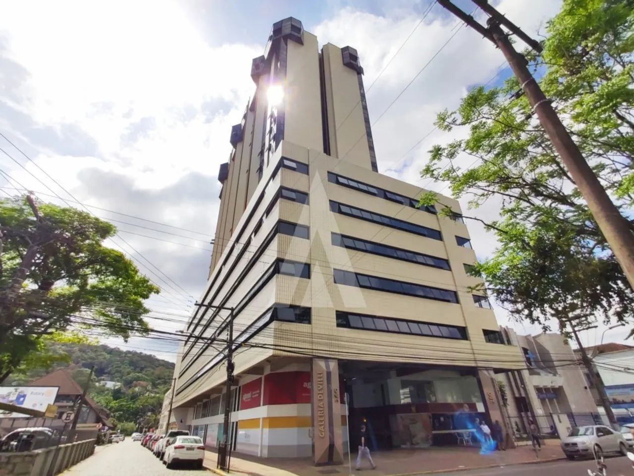 Sala comercial com 28,54m² no Centro em Joinville - SC - Foto 2