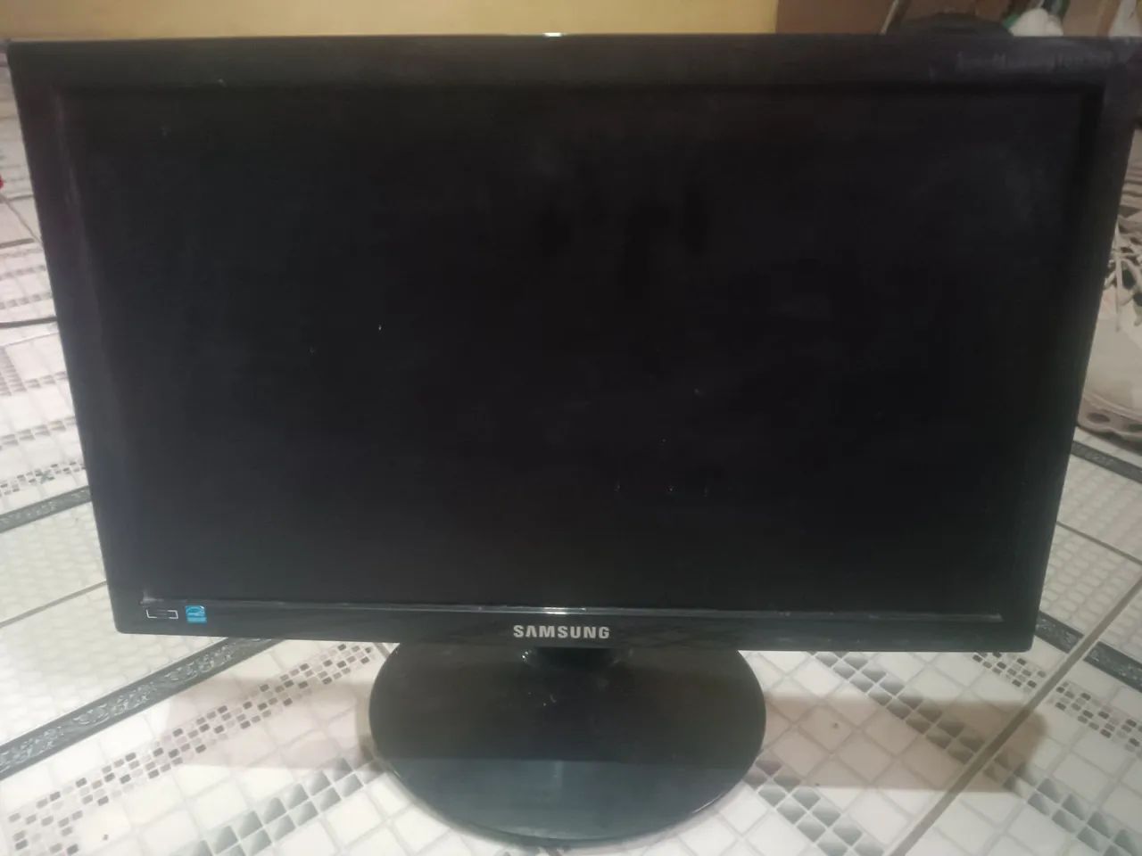 Monitor Samsung 60hz com DEFEITO 