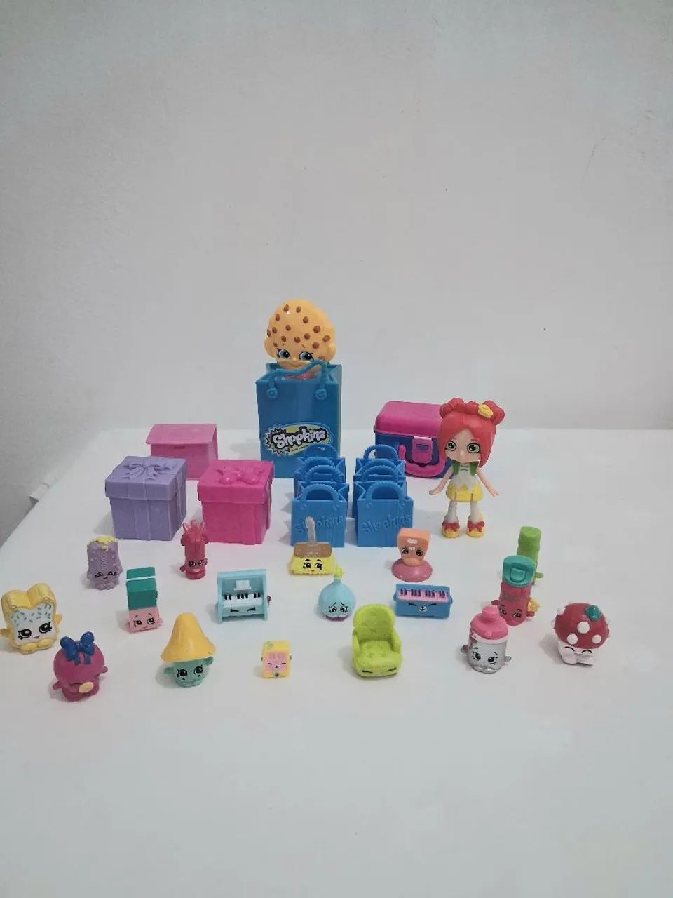 Shopkins kit com boneca e varios acessórios  - Foto 2