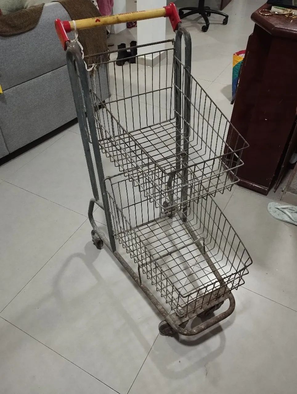 Carrinho de compras de supermercado - Foto 2