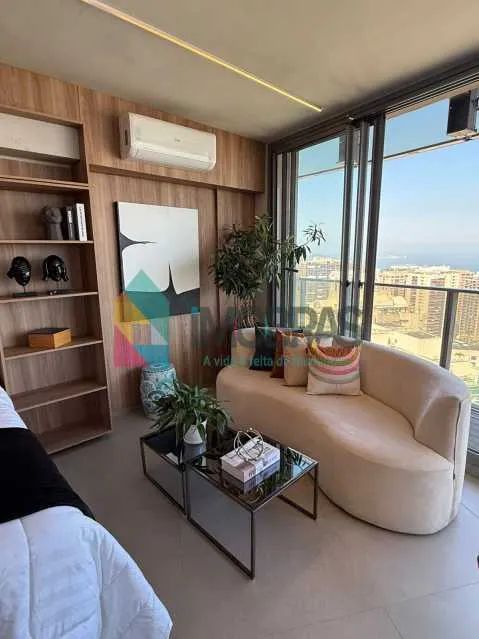BARRA DA TIJUCA !! LOFT REFORMADO E MOBILIADO - Foto 2