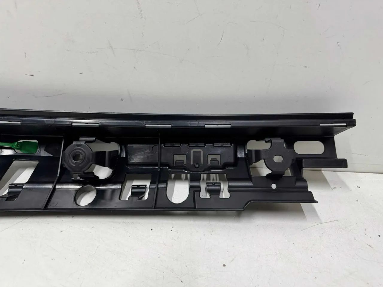 Suporte Central Direito Parachoque Traseiro Bmw 320i 19/23 - Peças