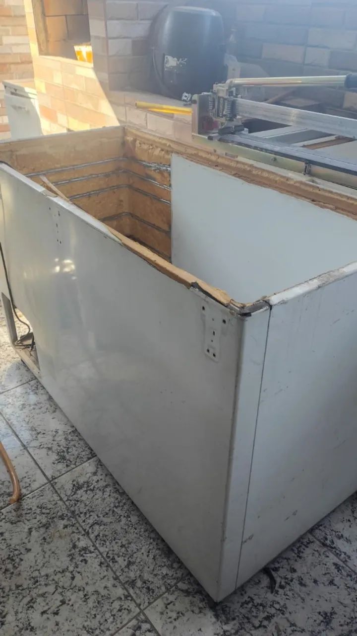 2 Freezer pro 400 motor está bom