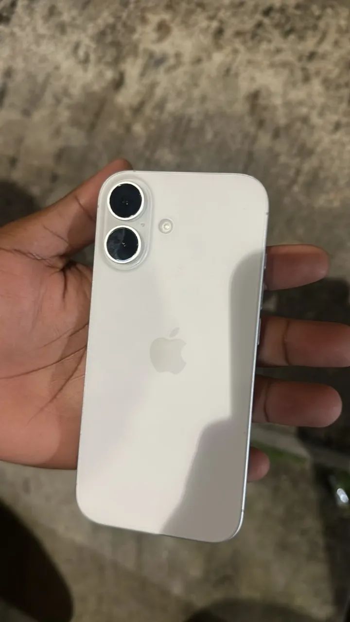 Iphone 17 Normal - 256GB EM PERFEITO ESTADO