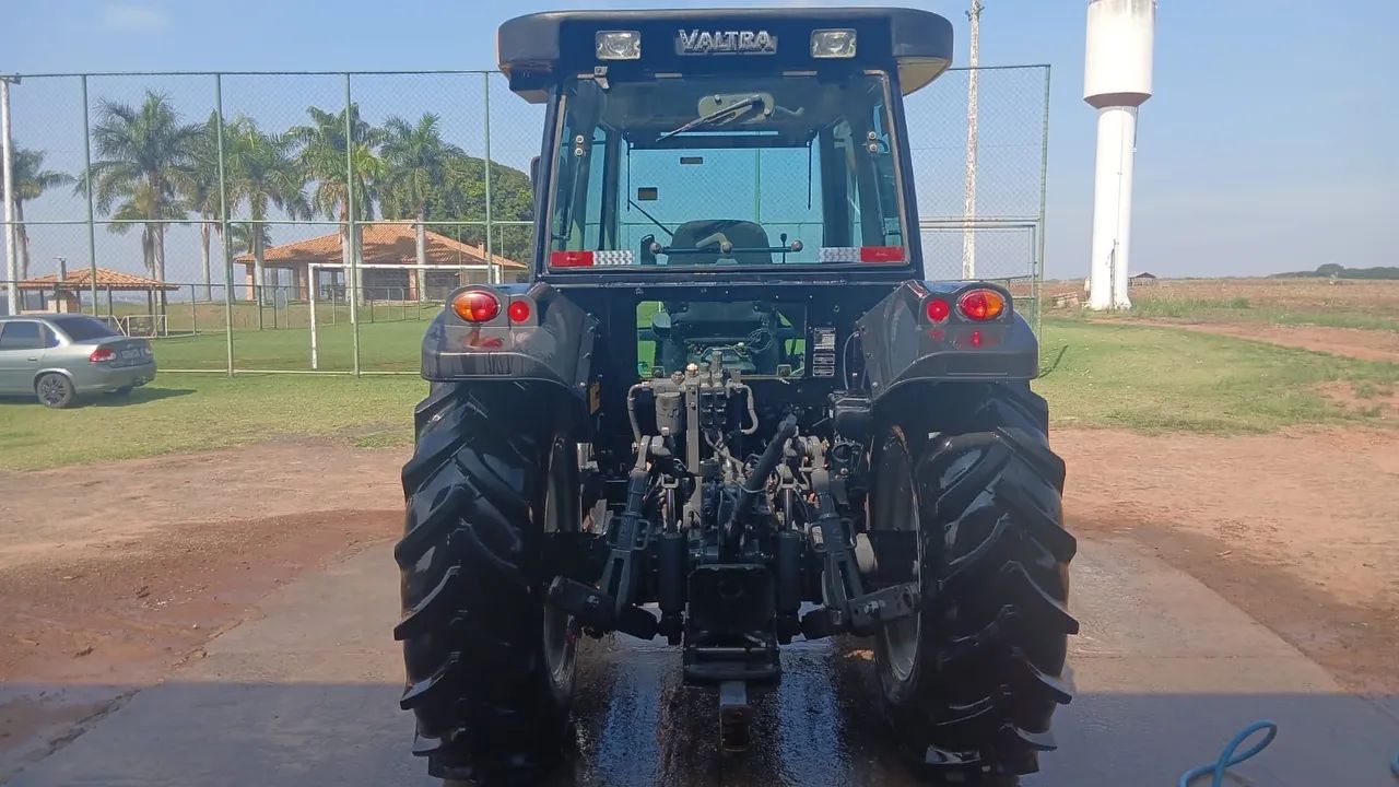 Trator Valtra BM 115 2024 - Foto 4