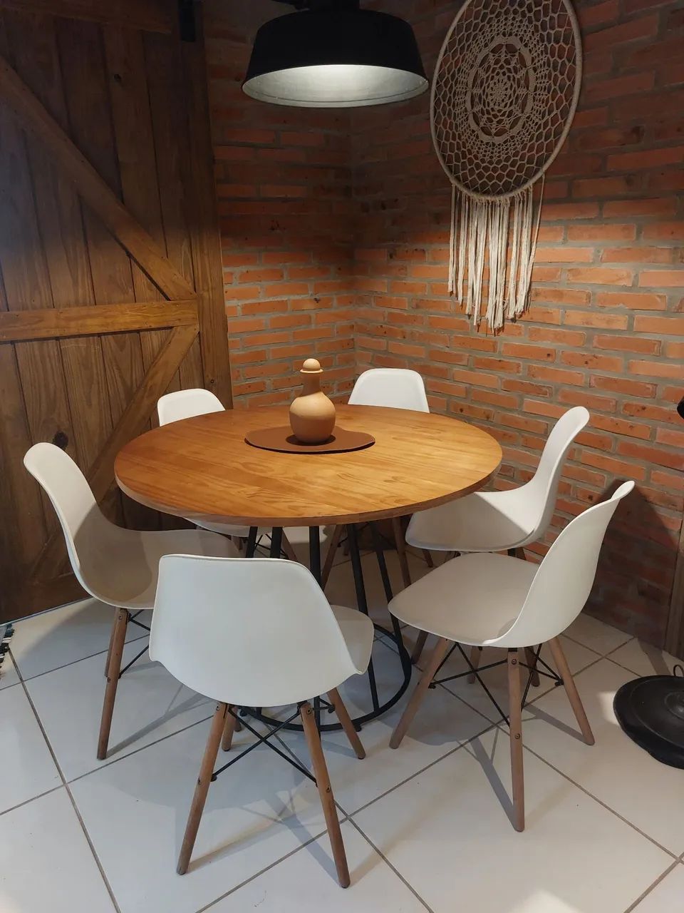 Mesa com 6 cadeiras  - Foto 2