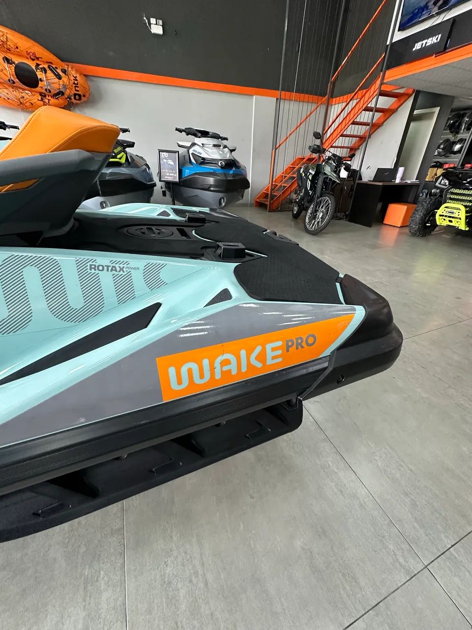 Jetski Sea doo Wake Pro 230 hp ano 2023 - Foto 5