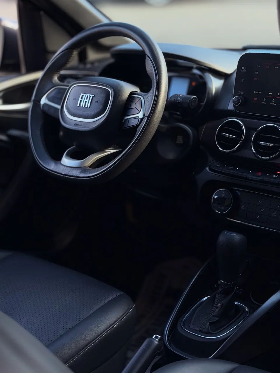 Fiat Cronos Precision 1.3 16V Flex Aut. 2023 - Foto 2
