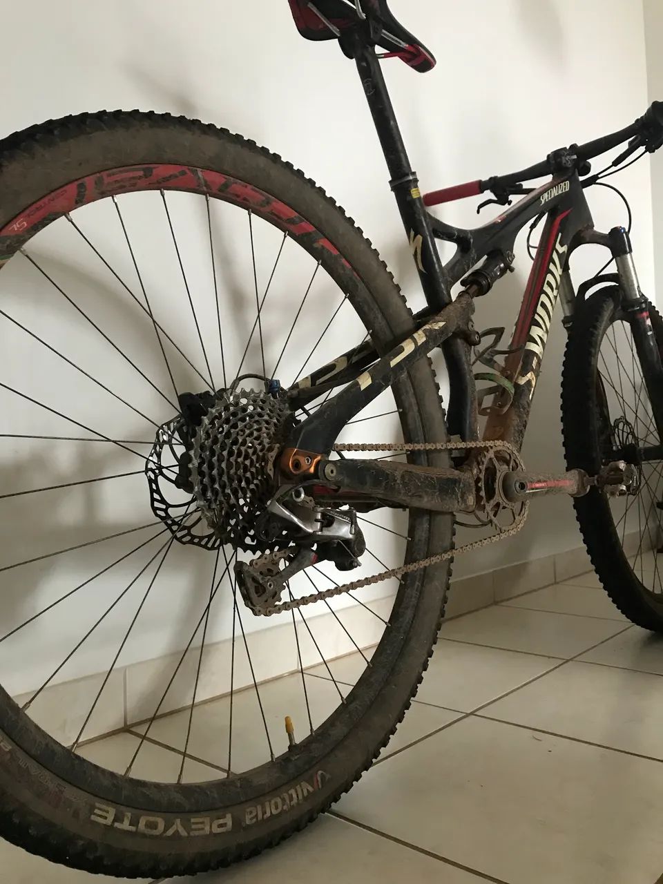 Bicicleta Mountain Bike