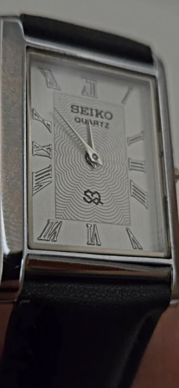 Relógio Seiko Tank Quartz - Foto 2