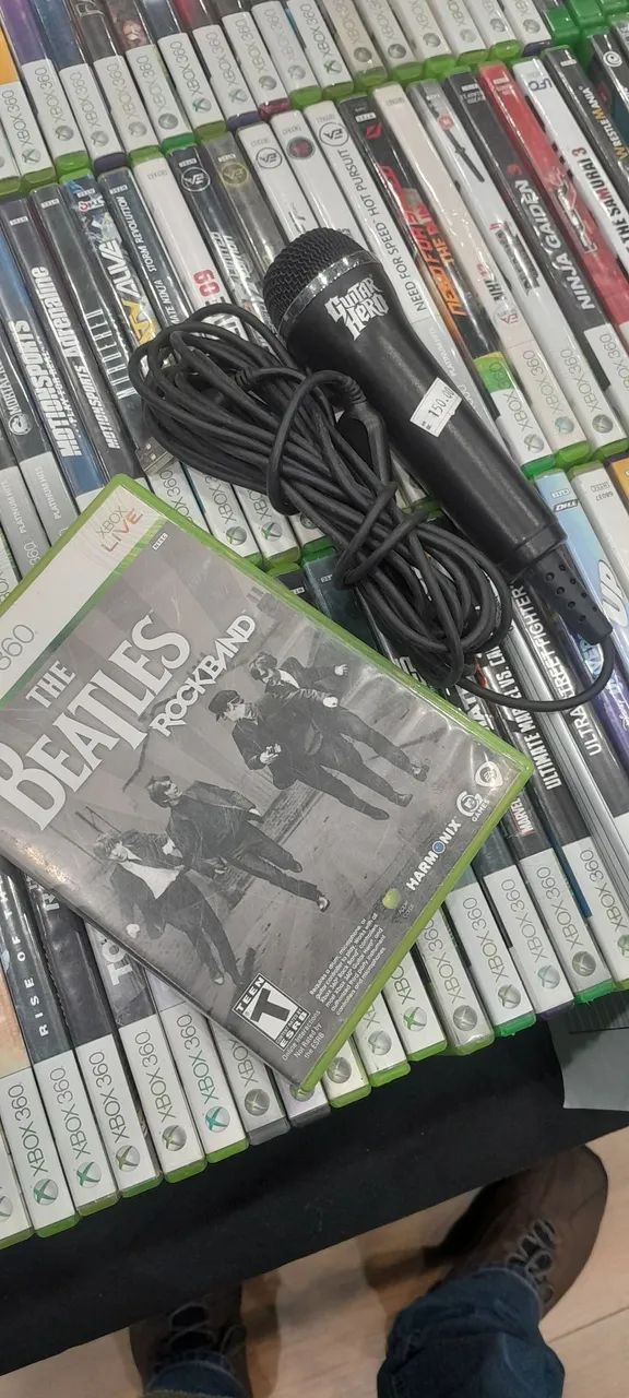 The Beatles + Microfone Guitar Hero Xbox 360