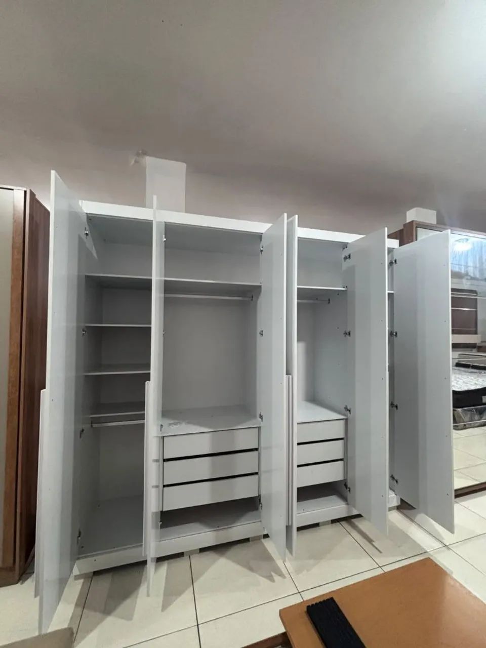 guarda roupa casal 6 portas em mdf - Foto 2