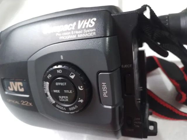 Filmadora JVC GR-AX 77 - CompactPro-Cision.5.Head. Funcionando. - Foto 2
