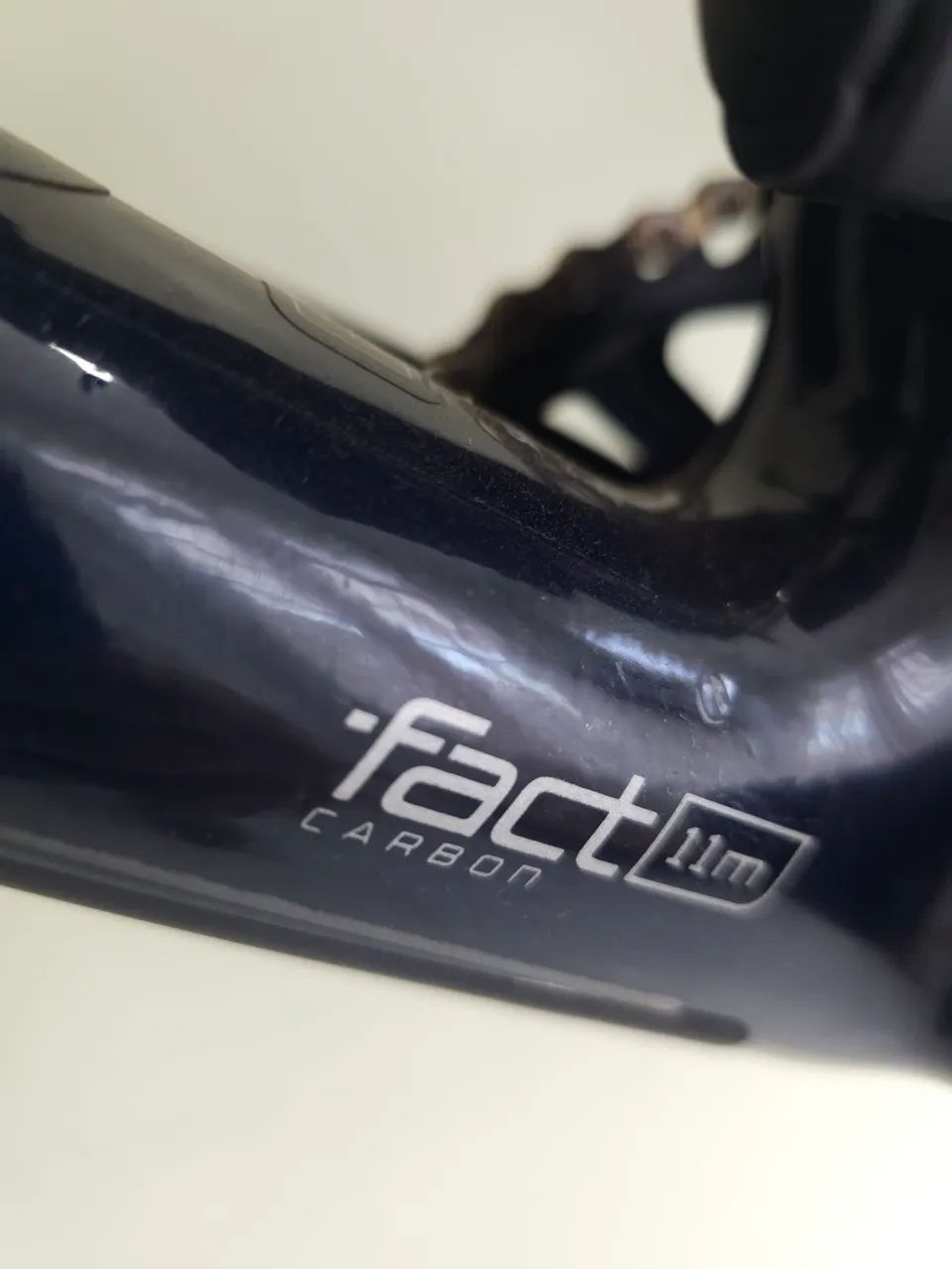 VENDO BIKE SPECIALIZED EPIC HT CARBON EM CAMPINA GRANDE. - Foto 3