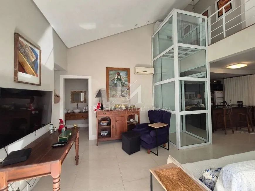 Casa mobiliada com 3 suítes no Rio Tavares, Florianópolis/SC - Foto 3