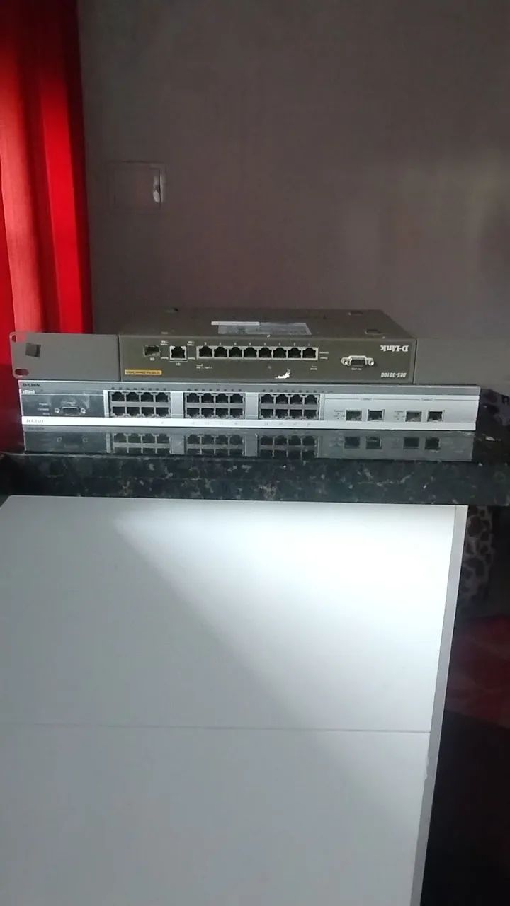 Switches de redes DE LINK 24 portas