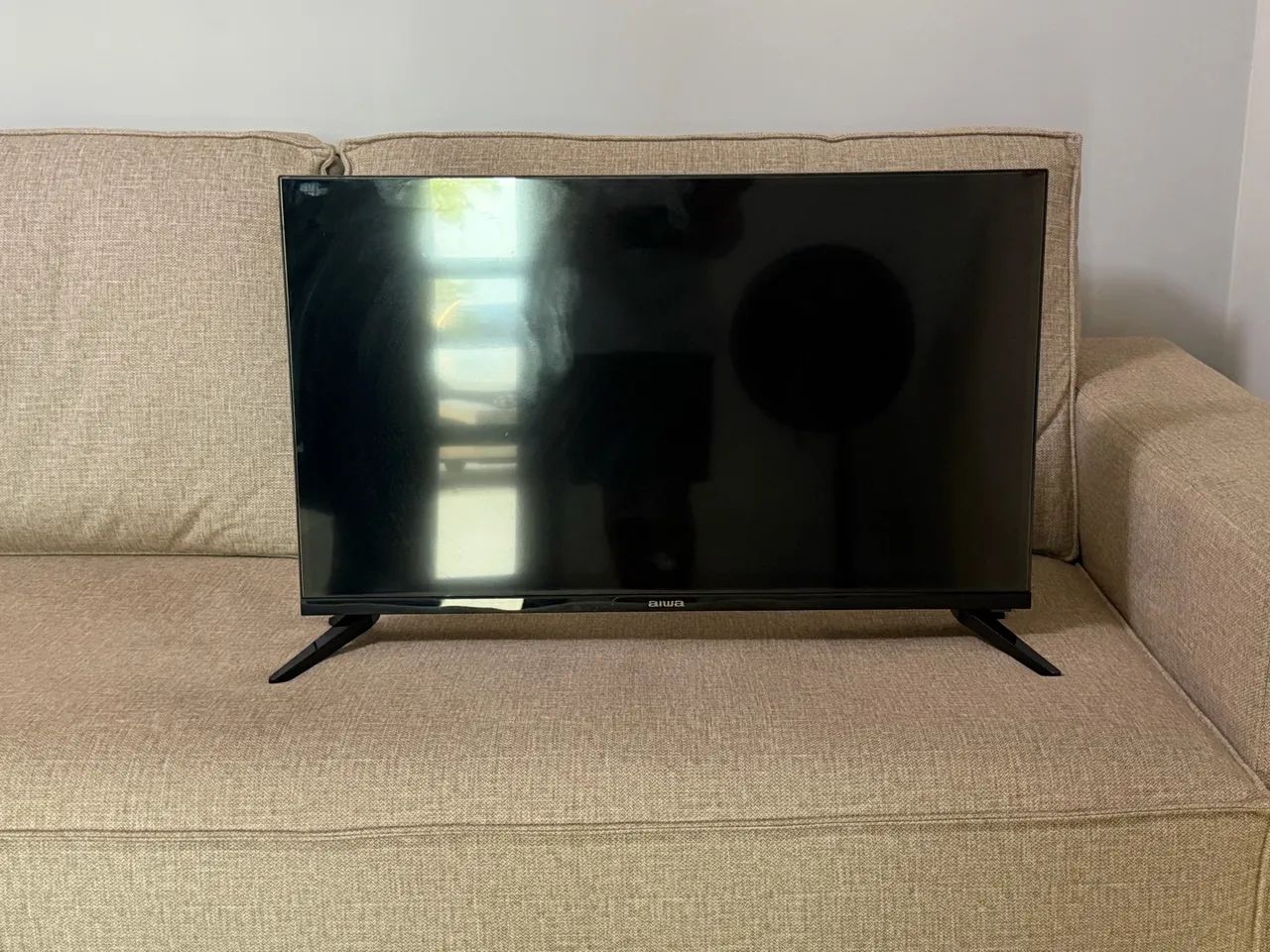 Vende-se Smart TV Aiwa 32 Android TV - Impecável! - Foto 2