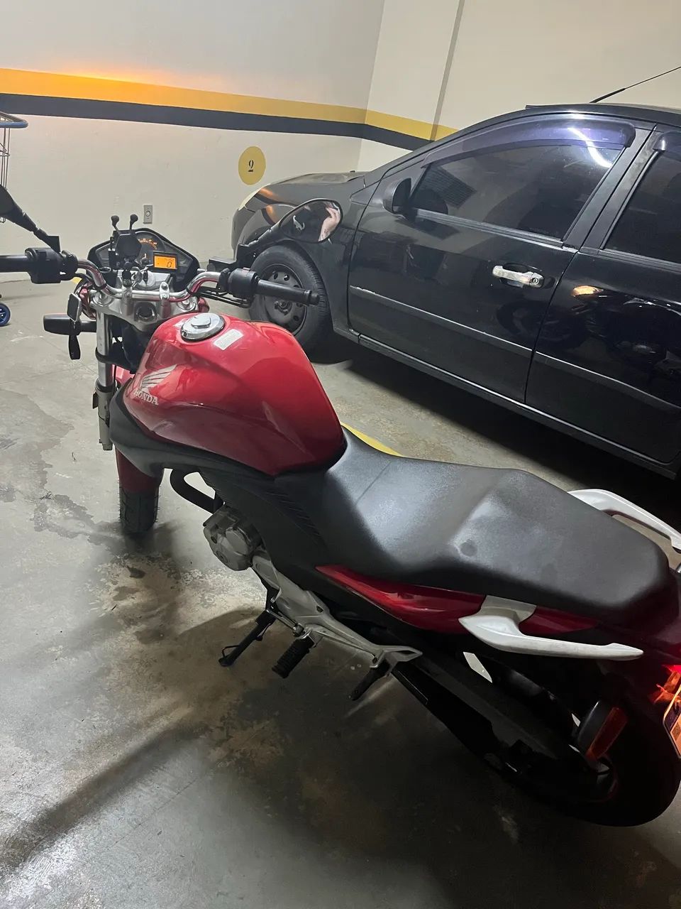 CB 300R - 2011 - Foto 2