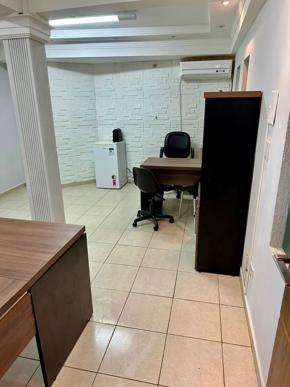 Sala Comercial MOBILIADA com 27 m2 | Setor Bueno, Goi ânia-GO - Foto 4