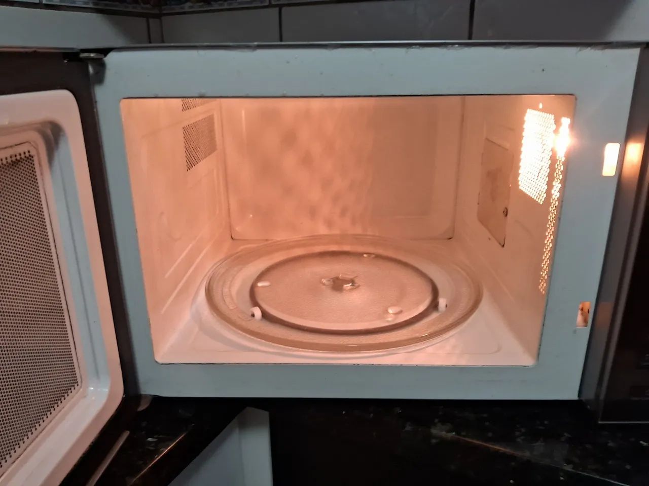 MICROONDAS PERFEITO ESTADO 32 L ENTREGA INCLUÍDA  - Foto 3