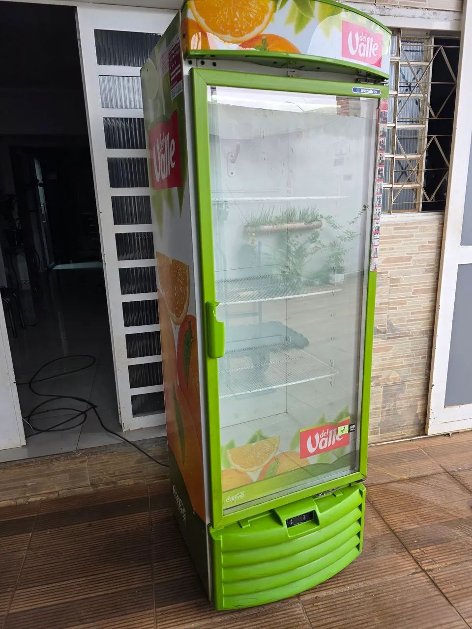 Vendo Freezer Expositor Semi-Novo (Entrego) - Foto 3