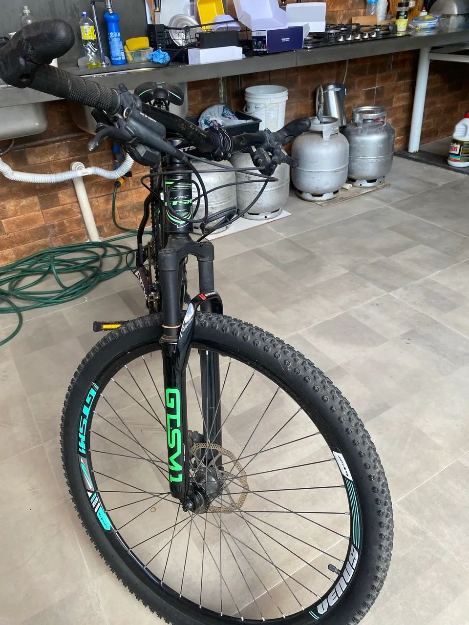 Bicicleta gtsm1 30 velocidades  - Foto 2
