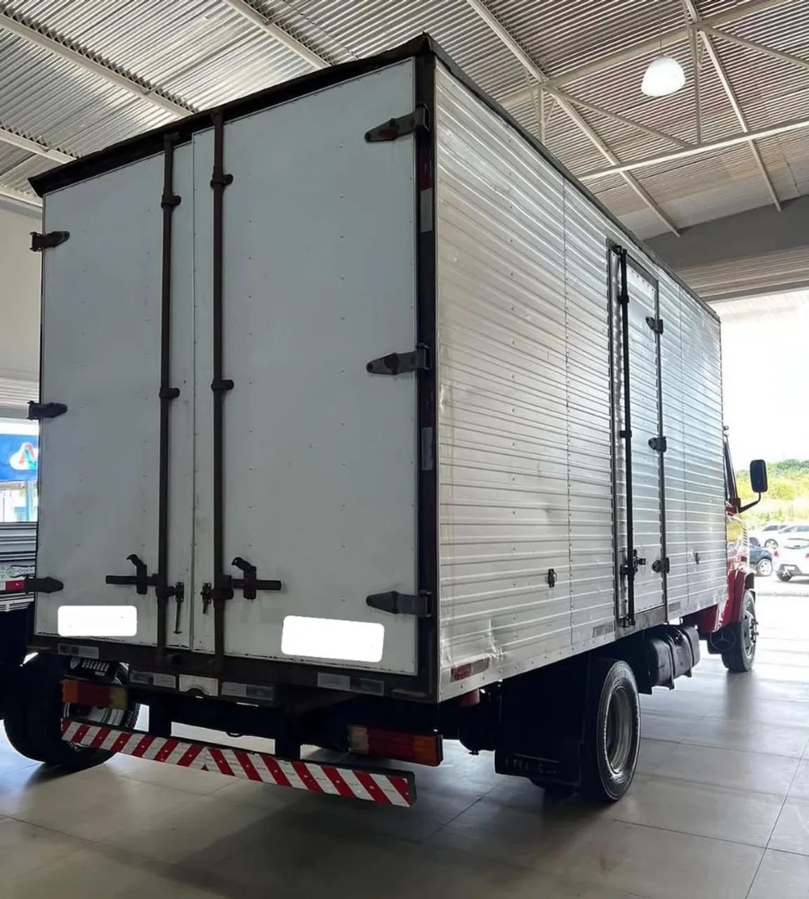 MB 710 Plus Baú 2012 - Foto 5