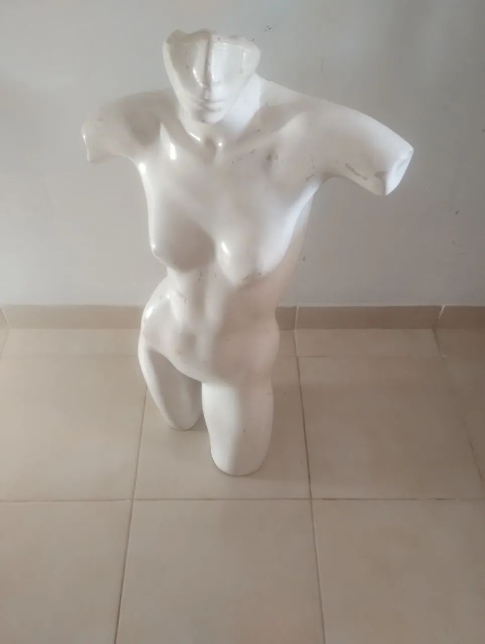 Conjunto de manequins em bom estado - Foto 2