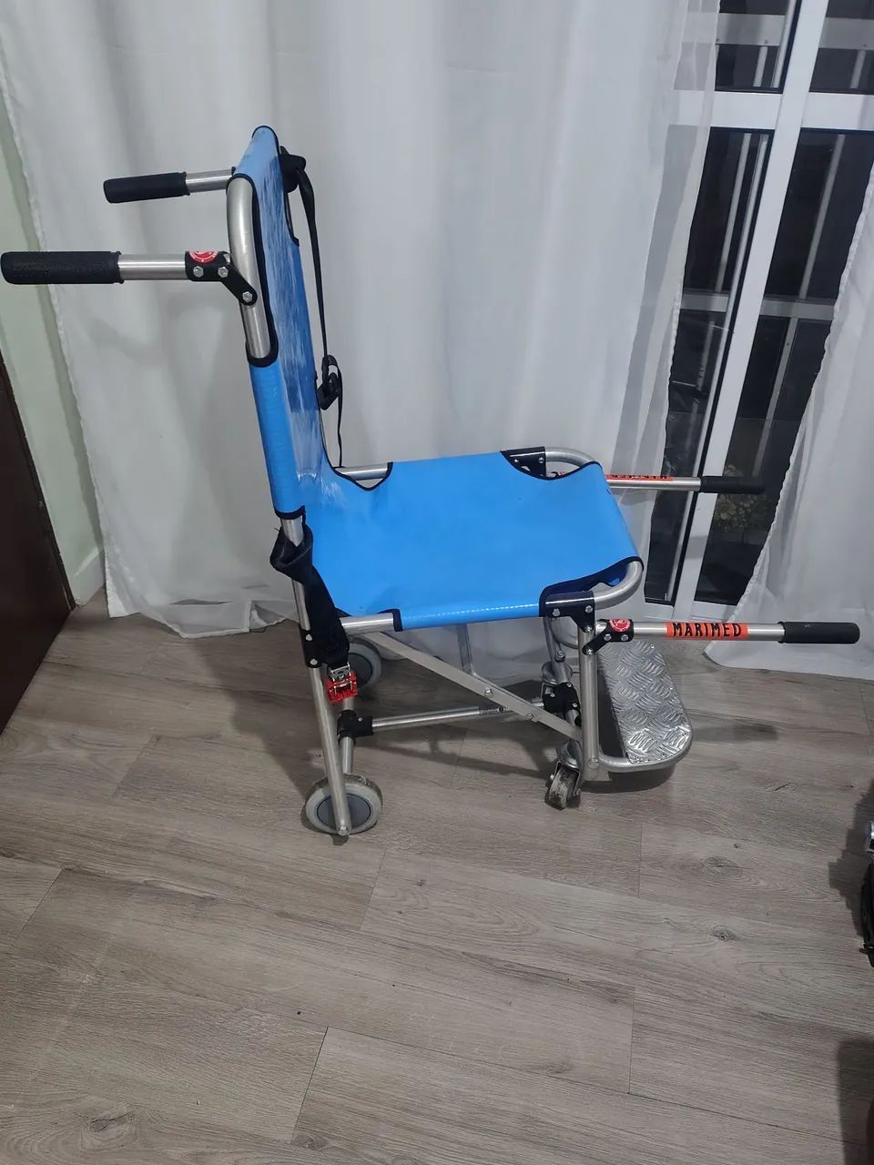 Cadeira de resgate dobrável  - Foto 2