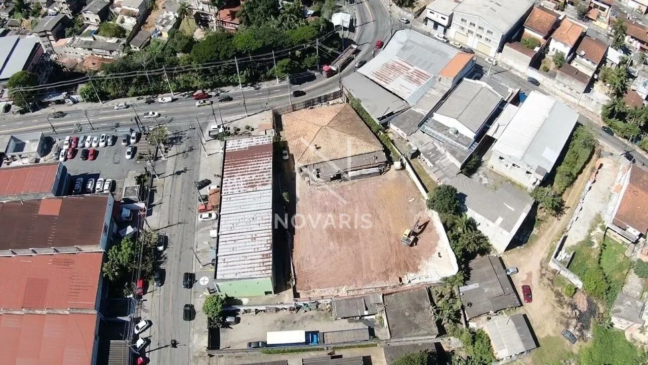 Terreno Comercial 2.600 m² à Venda em Itapecerica da Serra ? R$ 4.250.000