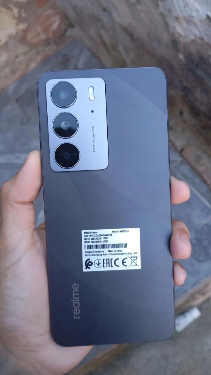Celular ? c75 novo 128 gb