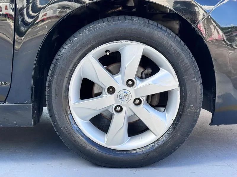 Nissan Tiida SL 1.8/1.8 Flex 16V Mec., foto 11 de 20