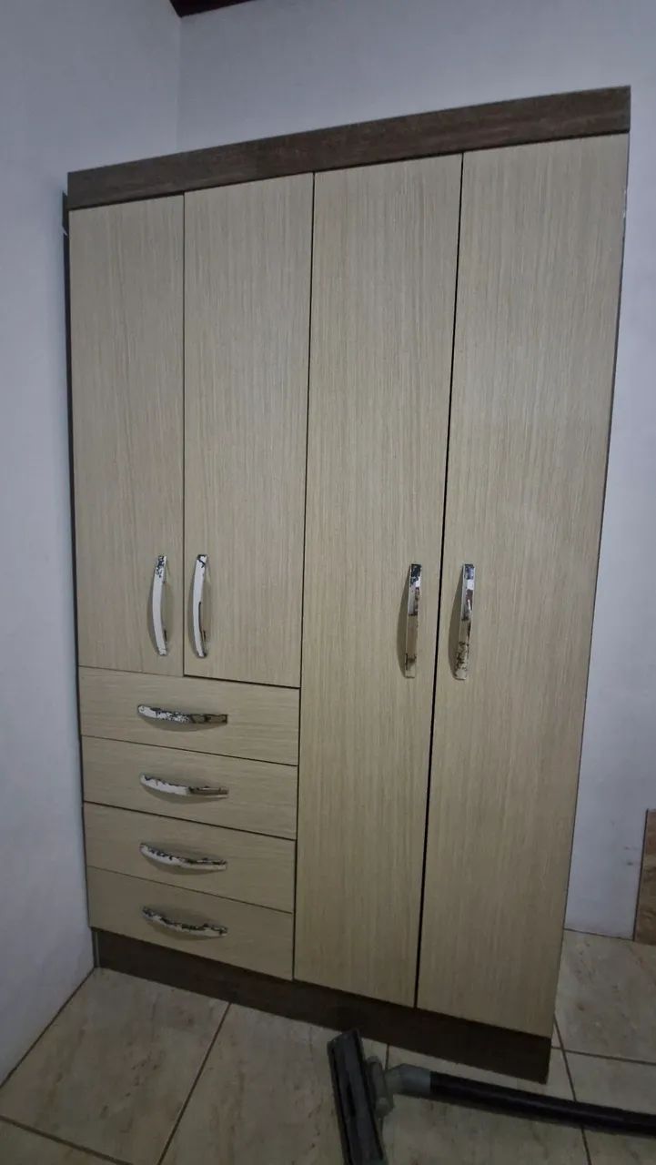 Guarda Roupa Solteiro USADO