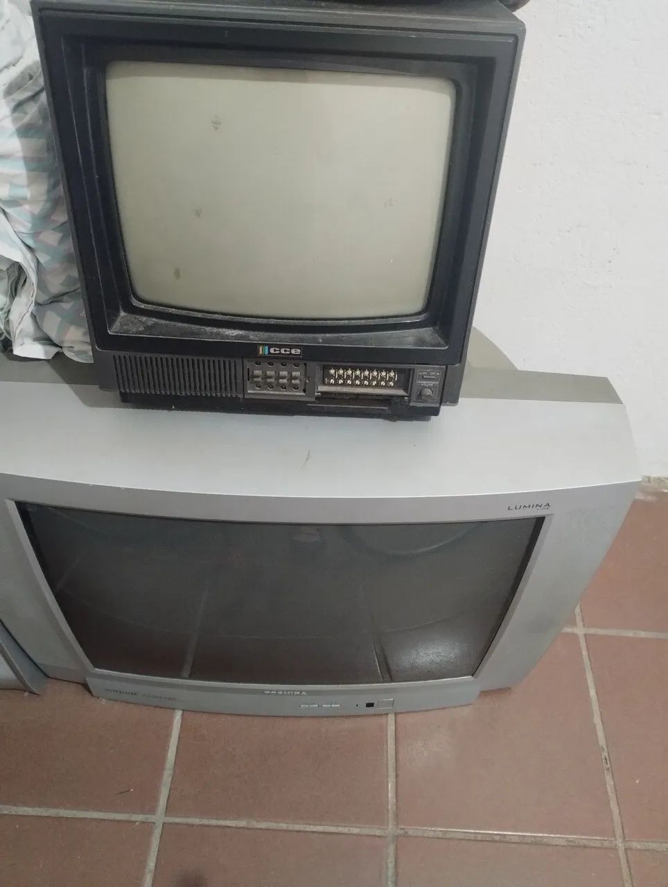 Televisão antiga 