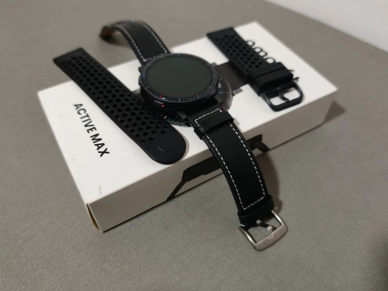 Amazfit Active Max novo com duas pulseiras  - Foto 4